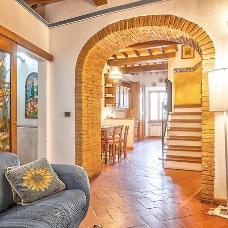 Renaissance Apartment П'єнца Екстер'єр фото