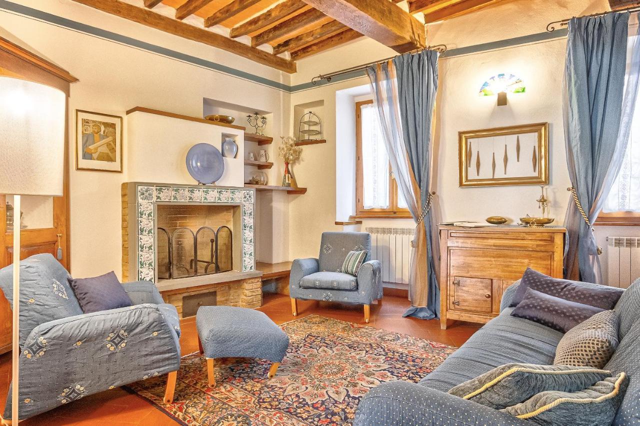 Renaissance Apartment П'єнца Екстер'єр фото